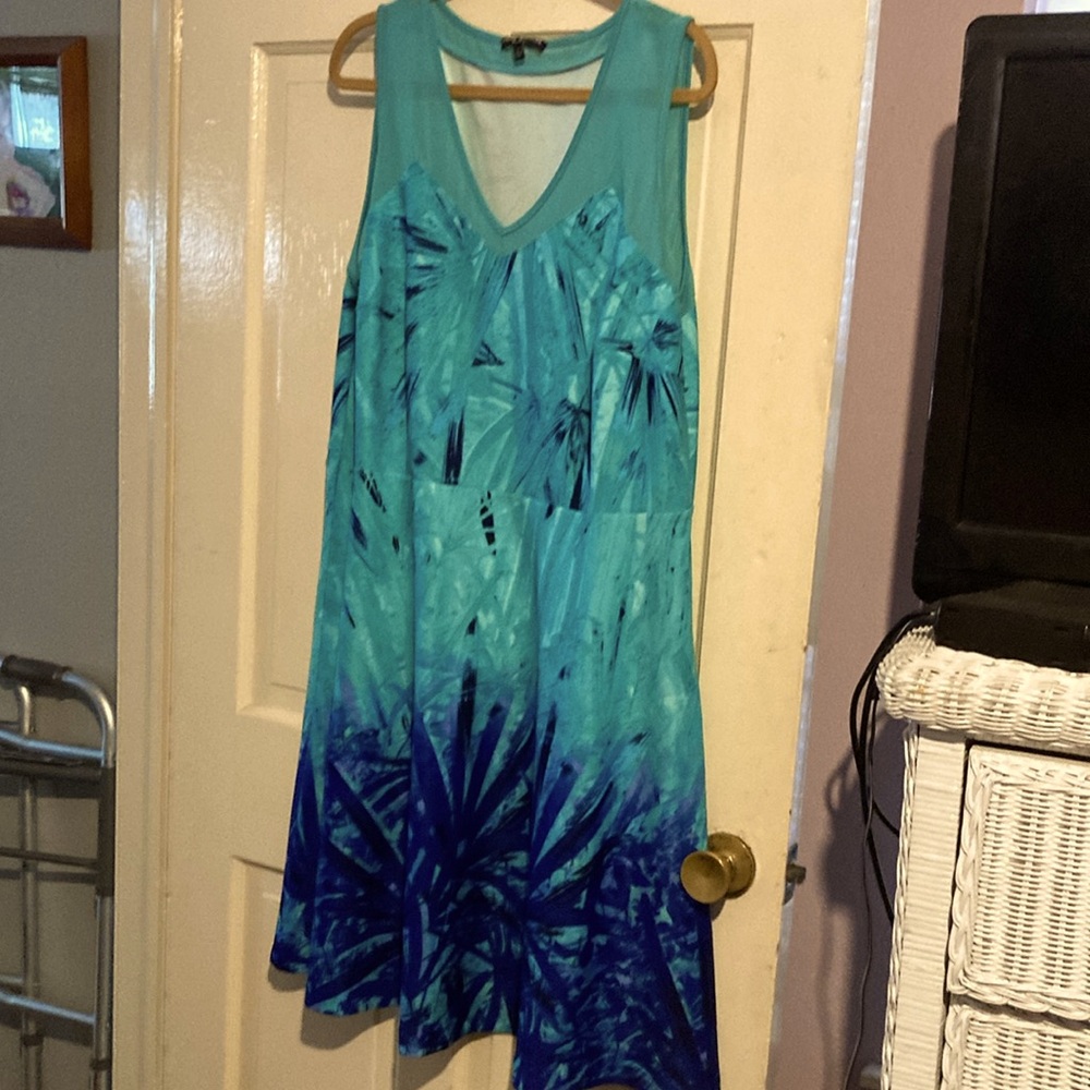 Women's 1X acqua print sleeveless dress